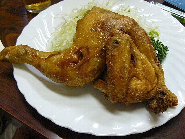 鶏の丸揚げ